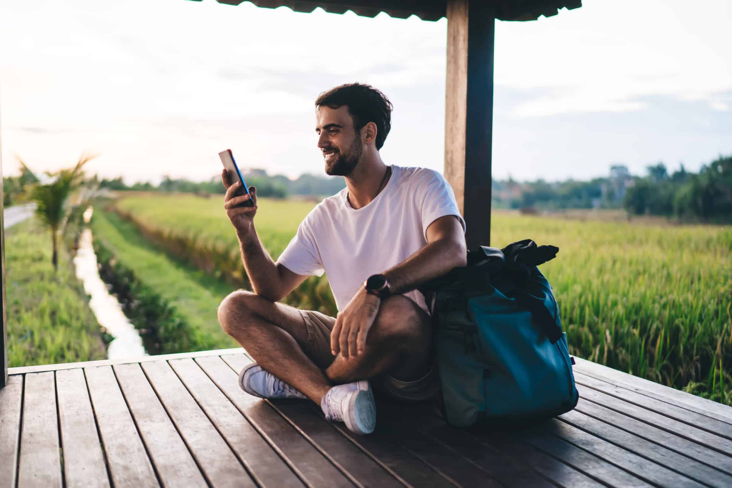 Die besten Reisehelfer-Apps für den nächsten Urlaub