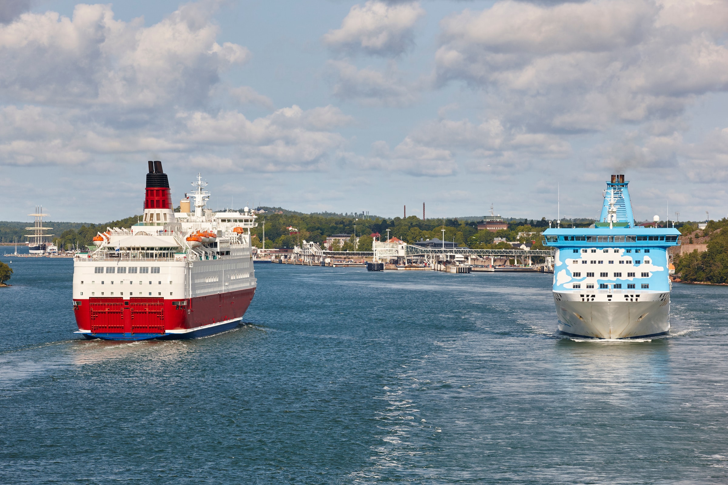 Fähren auf die Åland-Inseln