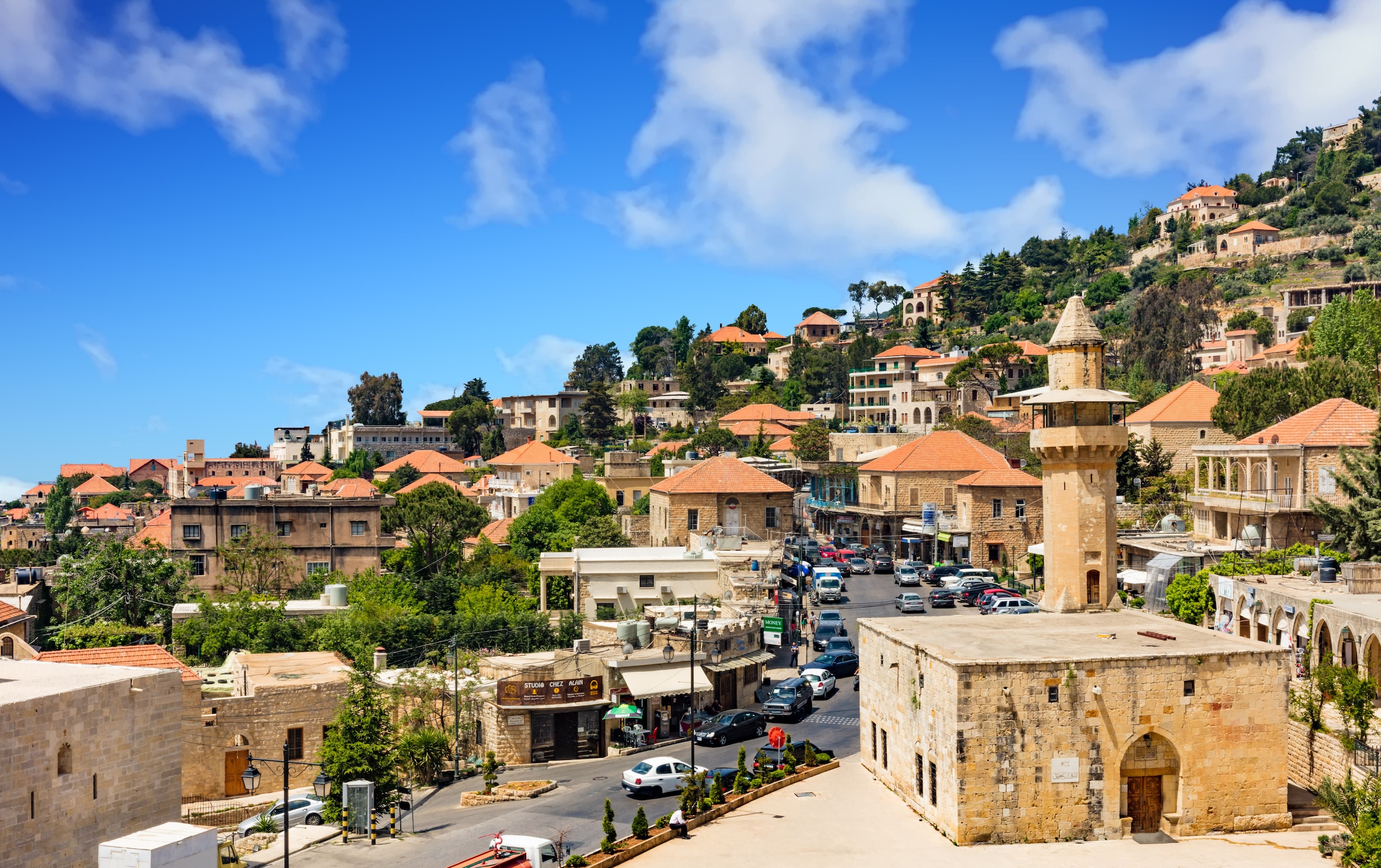 should i travel to lebanon